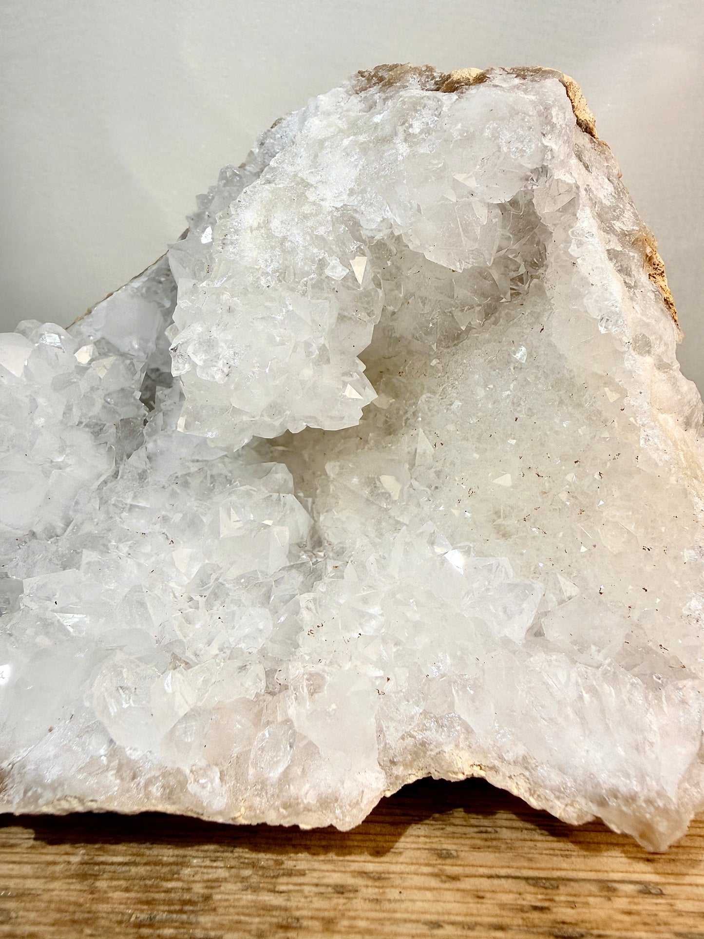 Natural Open Quartz Geode - Morocco - 0.87kg (#2)