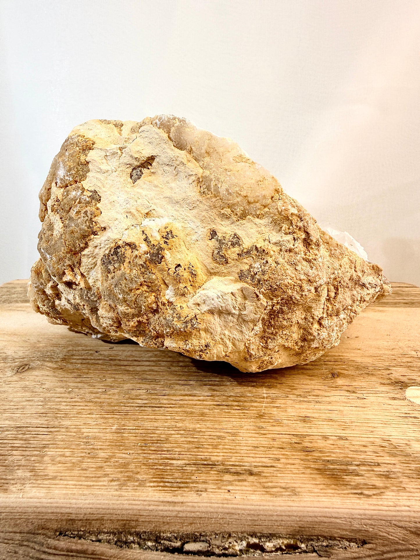 Natural Open Quartz Geode - Morocco - 0.87kg (#2)