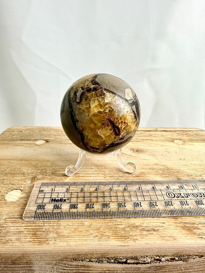 Septarian Sphere - Madagascar - 300g