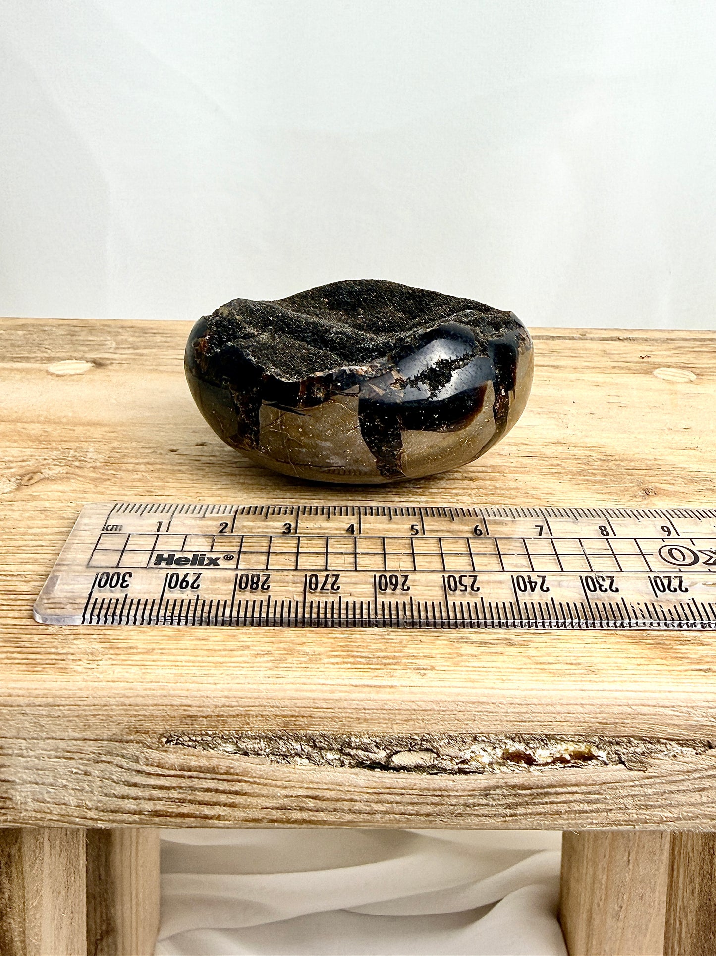 Black Septarian Geode - Madagascar - 0.14kg (#1)