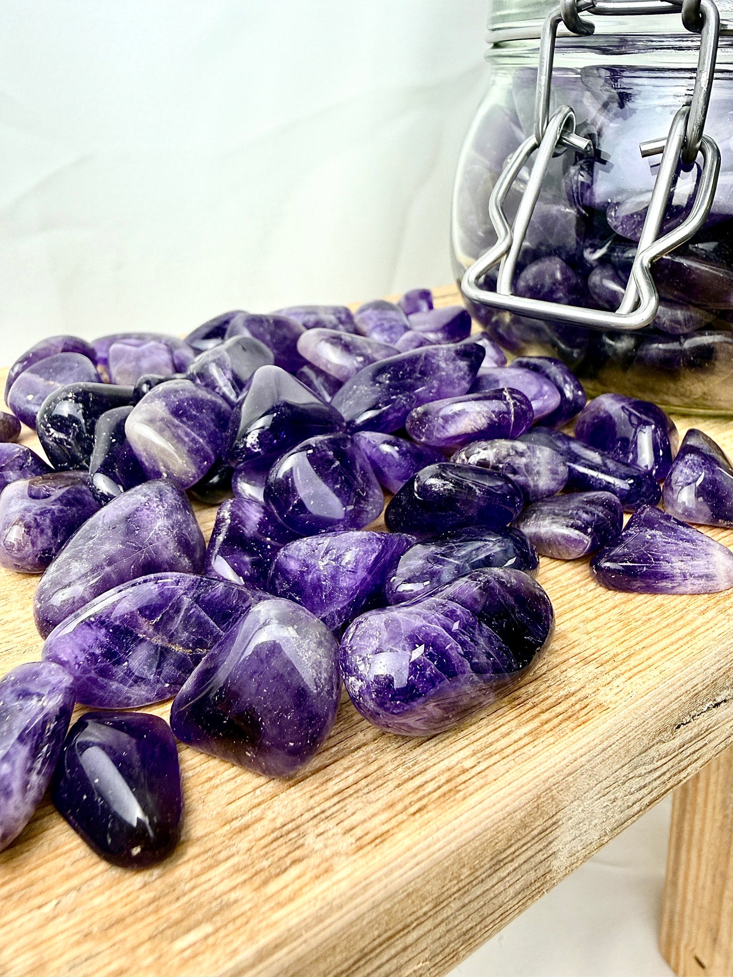 Amethyst Tumblestone (Medium Dark) - Namibia - 15-20mm