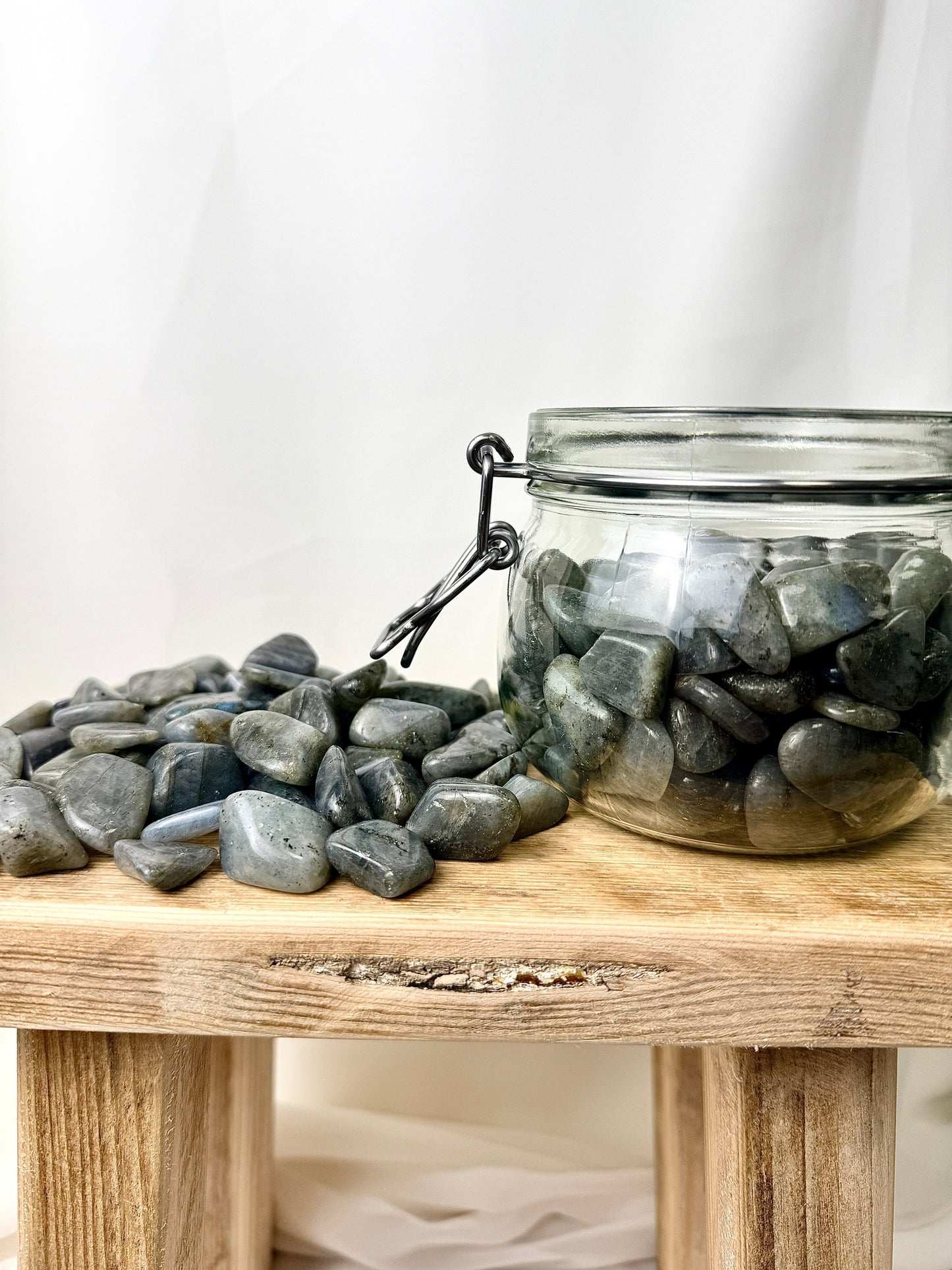 Labradorite Tumblestone - Madagascar - 15-20mm
