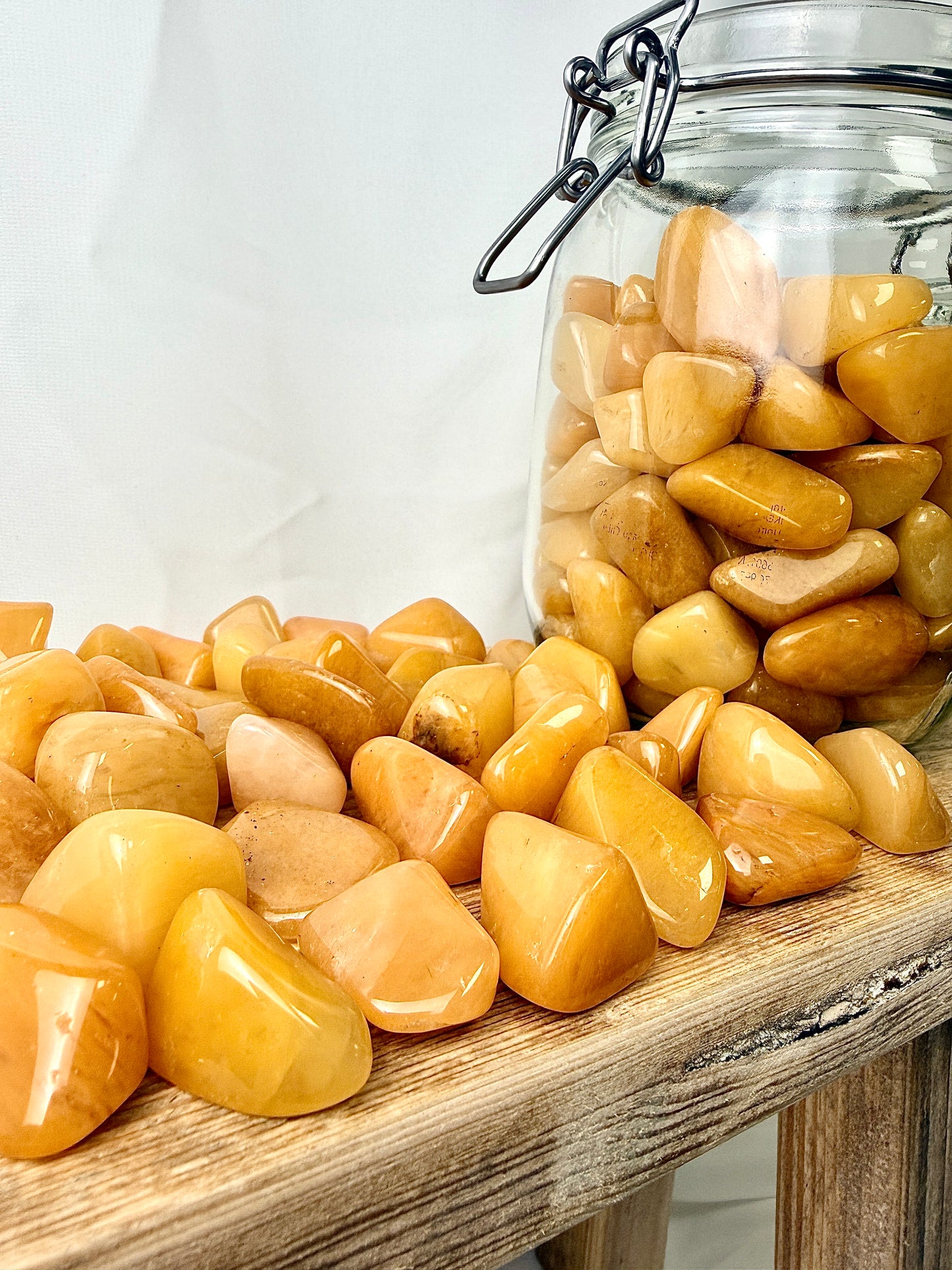 Yellow Aventurine Tumblestone - India - 20-30mm