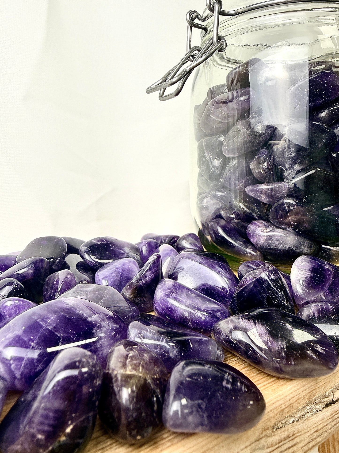 Amethyst Tumblestone (Medium Dark) - Namibia - 20-30mm