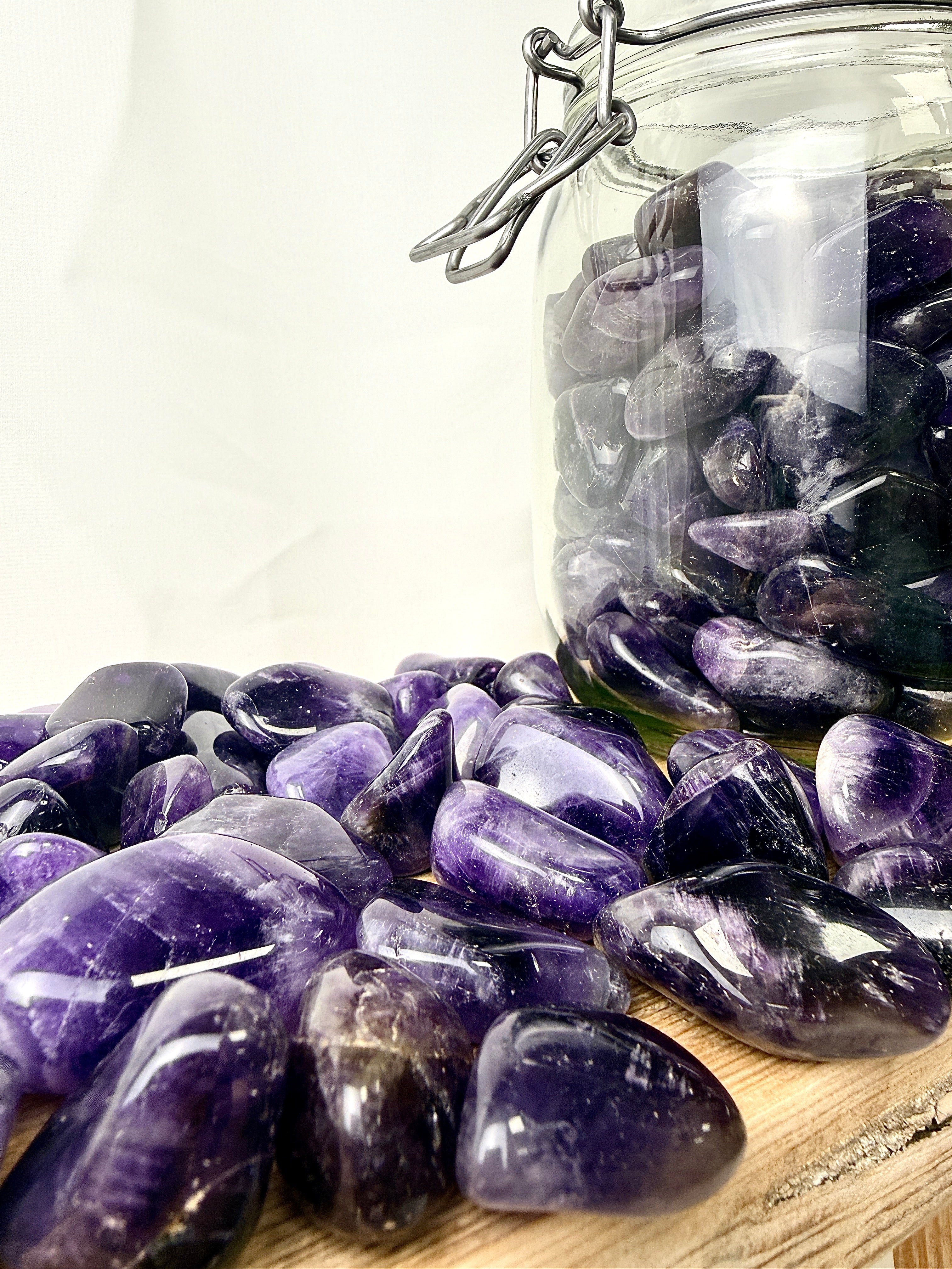 Amethyst Tumblestone (Medium Dark)
