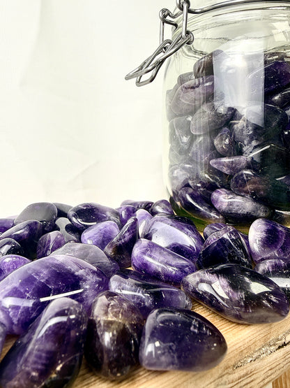 Amethyst Tumblestone (Medium Dark) - Namibia - 20-30mm