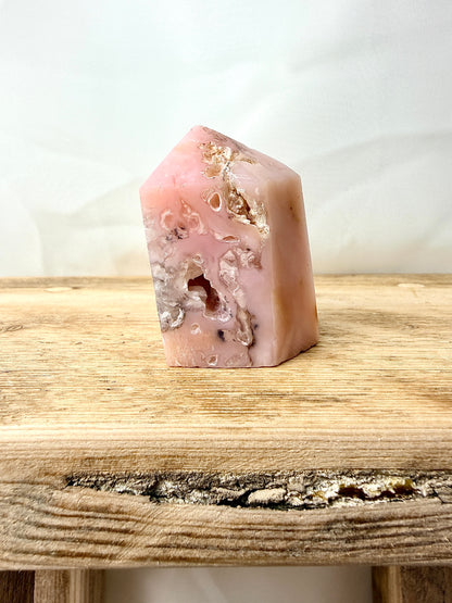 Pink Opal Obelisk – Peru – 83g (#1)
