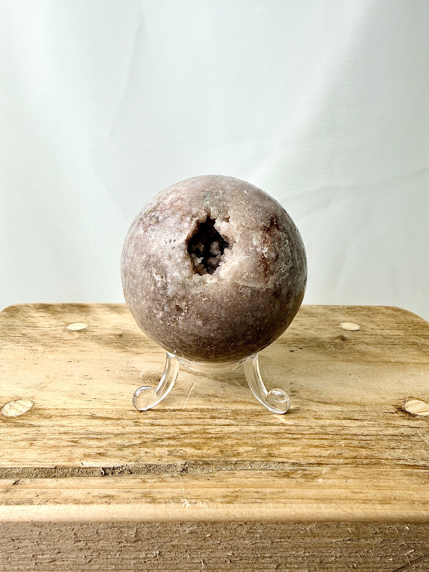 Flower Agate Sphere #1 – Madagascar – 0.36kg