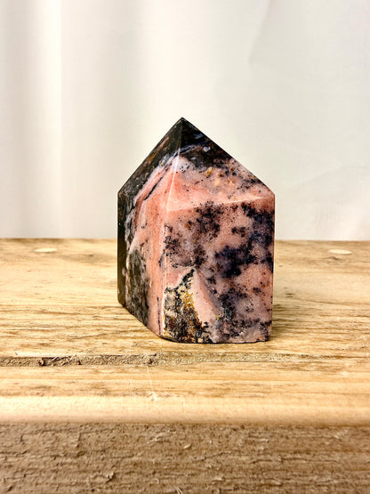 Pink Opal Obelisk – Peru – 121g (#3)
