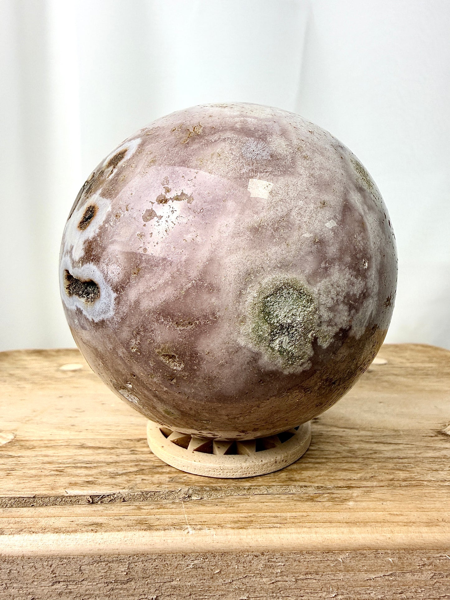 Flower Agate Sphere (#2) - 1.13kg - Madagascar