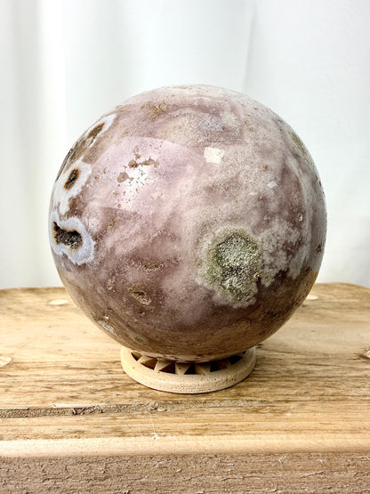 Flower Agate Sphere (#2) - 1.13kg - Madagascar