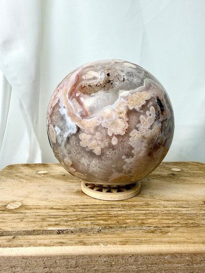 Flower Agate Sphere (#3) - 1.42kg - Madagascar