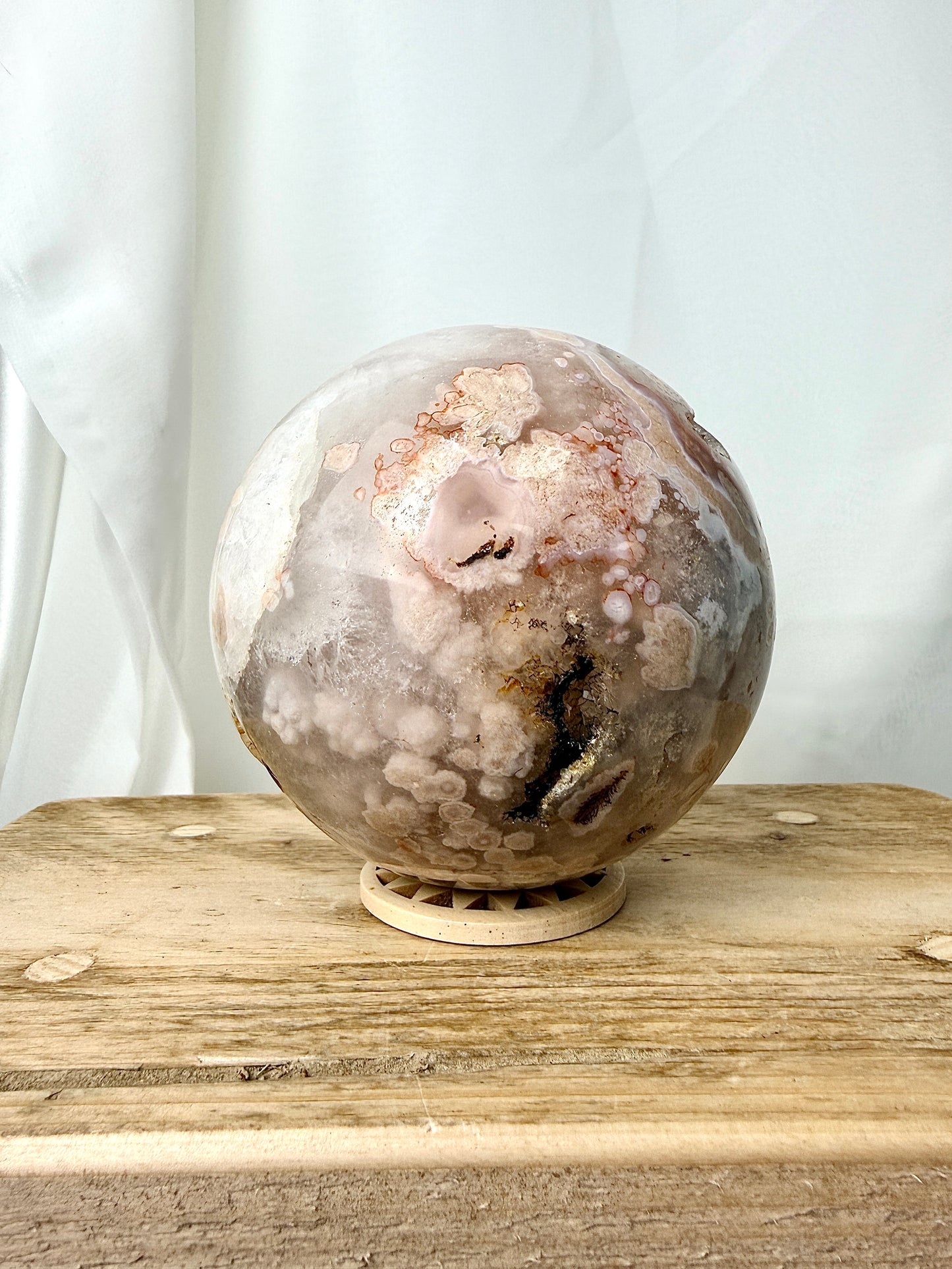 Flower Agate Sphere (#3) - 1.42kg - Madagascar