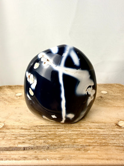 Orca Agate Freeform (#2) - 635g - Madagascar