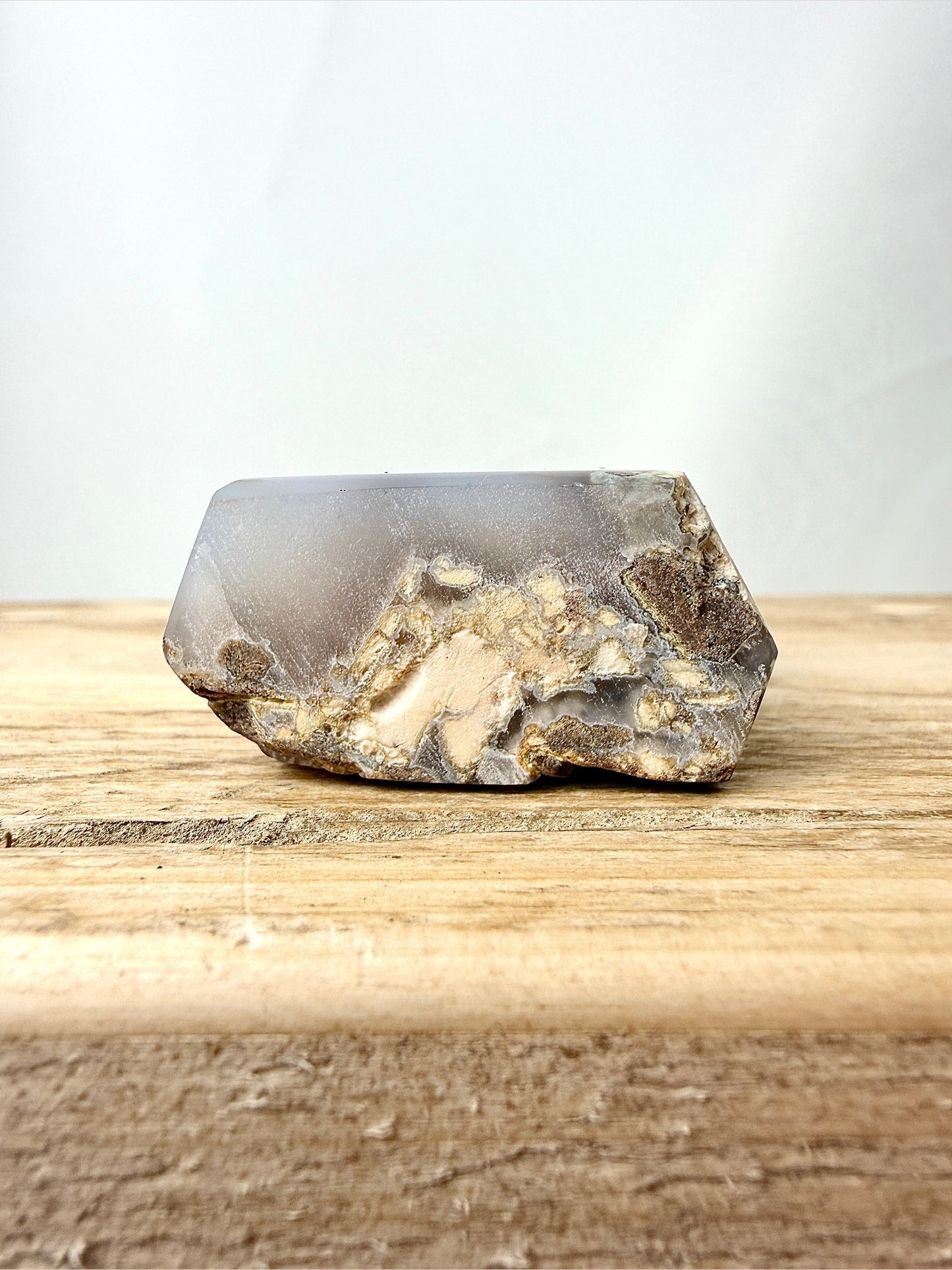 Grey Agate Point - Polished Druzy Crystal Tower - 0.14kg - Brazil (#4)