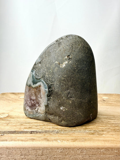 Part-Polished Amethyst Cut Base (#5) - 0.30kg - Brazil
