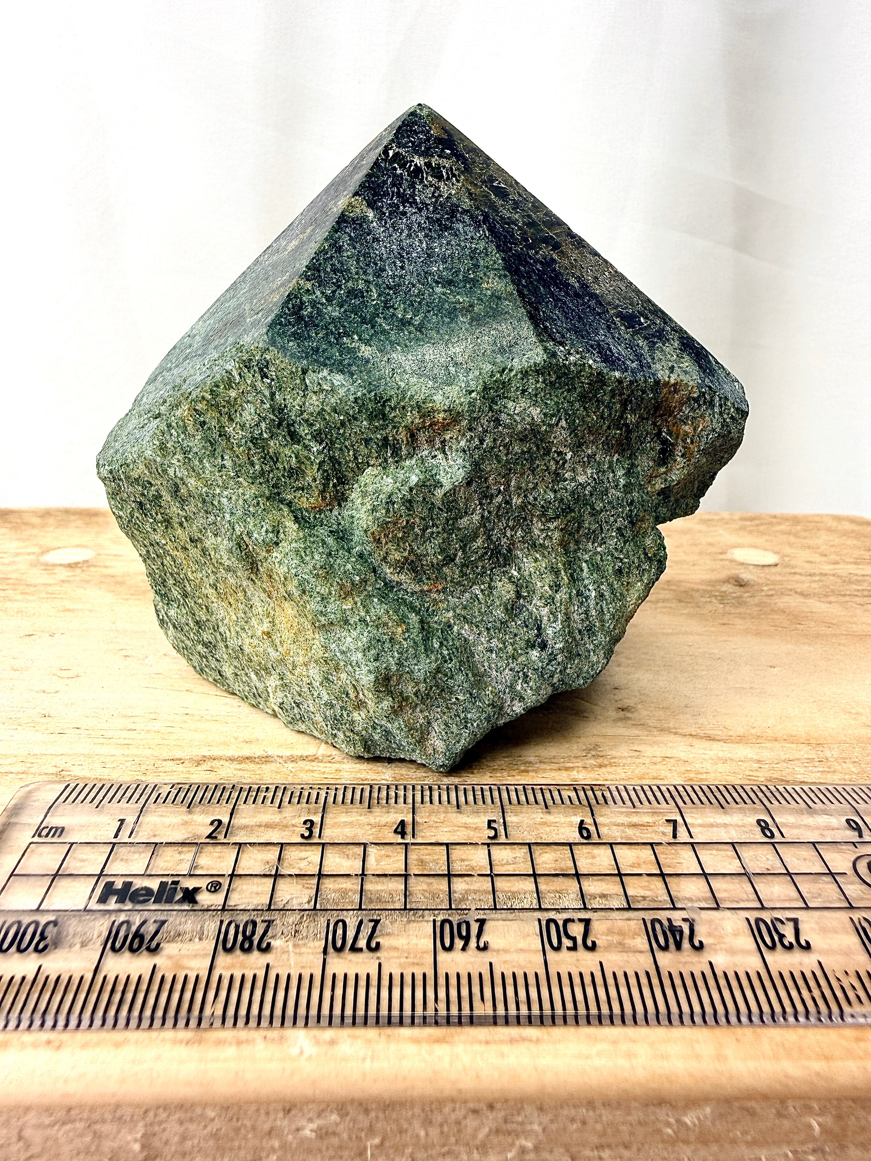 Diopside Cut Base (#1)
