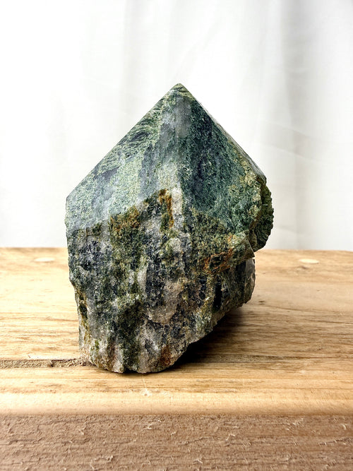 Diopside Cut Base (#3)