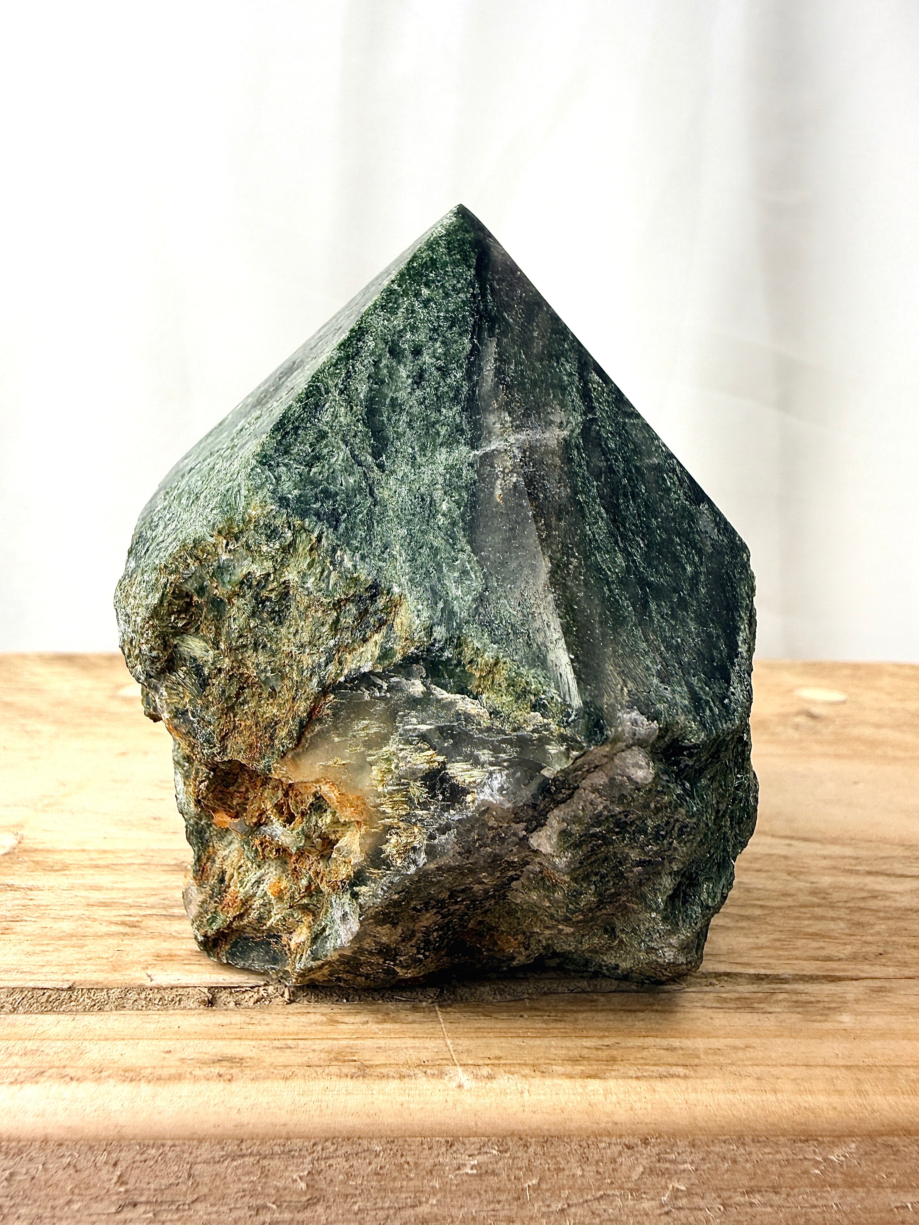 Diopside Cut Base (#6)