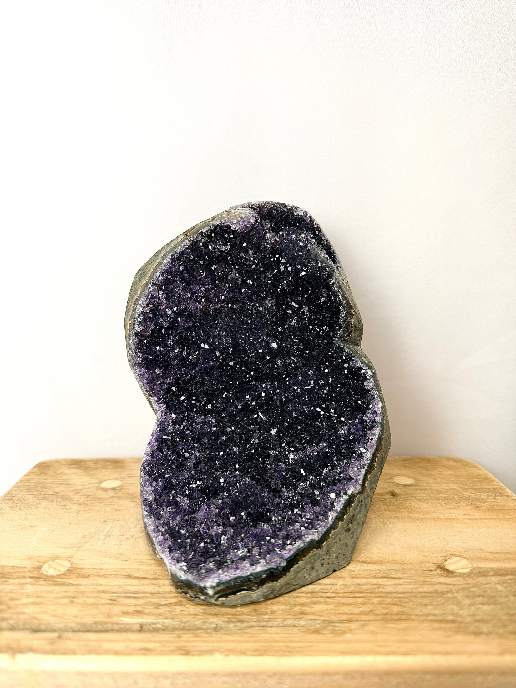 Uruguayan Polished Edge Amethyst Cut Base (#1)