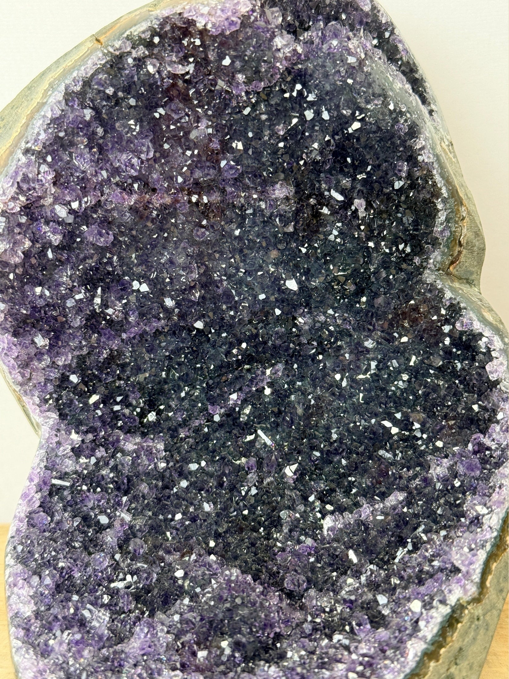 Uruguayan Polished Edge Amethyst Cut Base (#1)