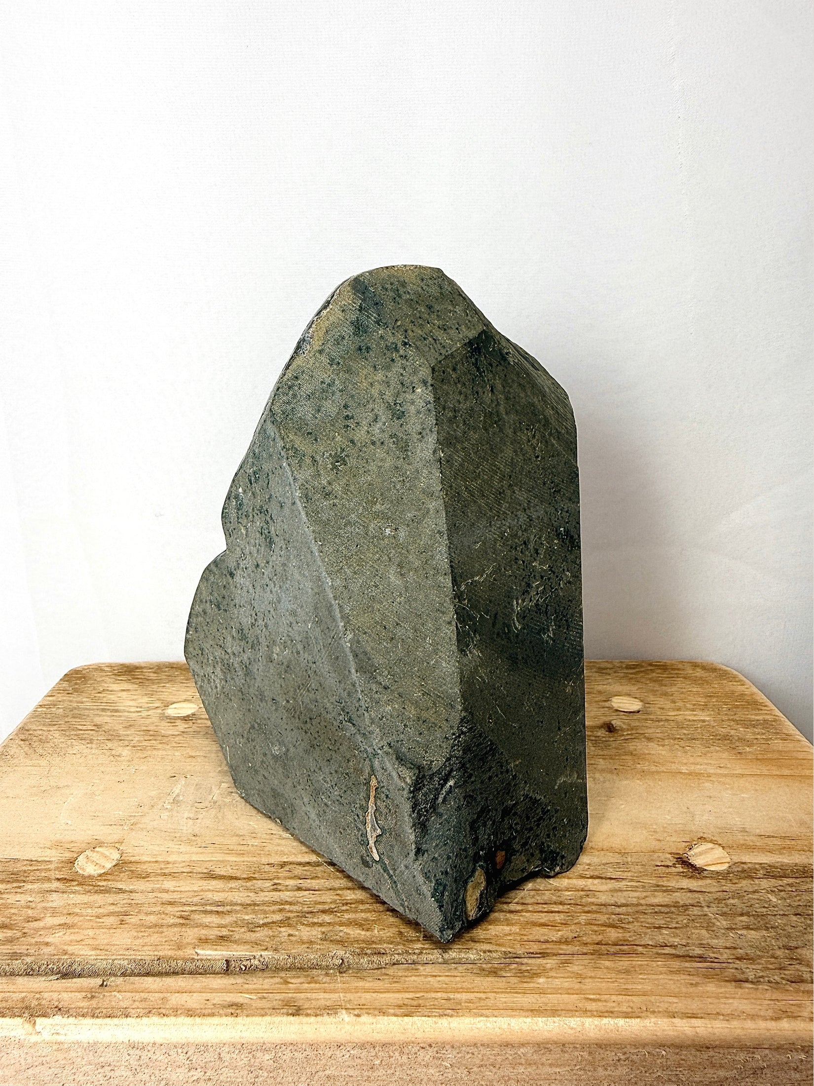 Uruguayan Polished Edge Amethyst Cut Base (#1)