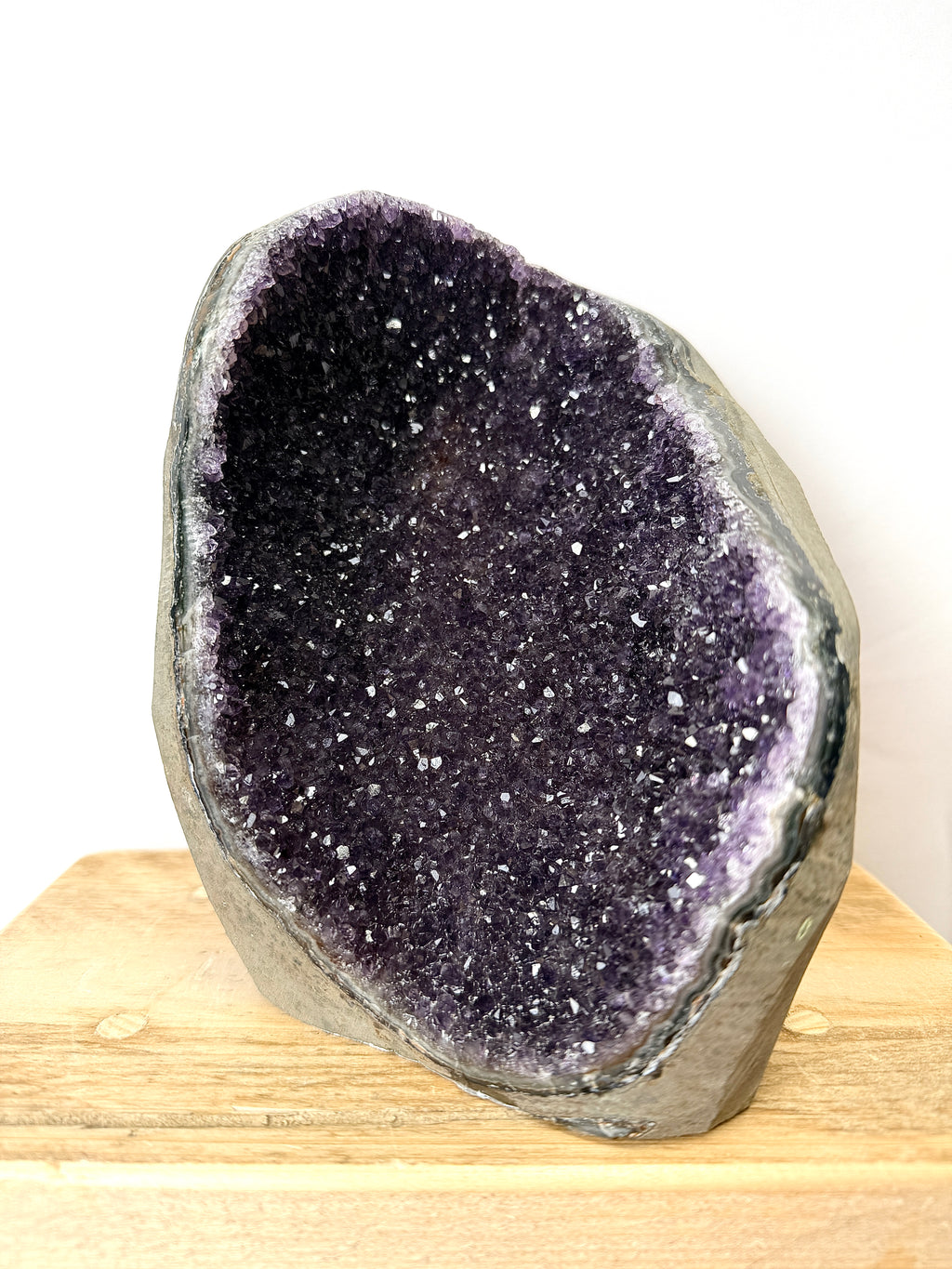 Uruguayan Polished Edge Amethyst Cut Base (#2)
