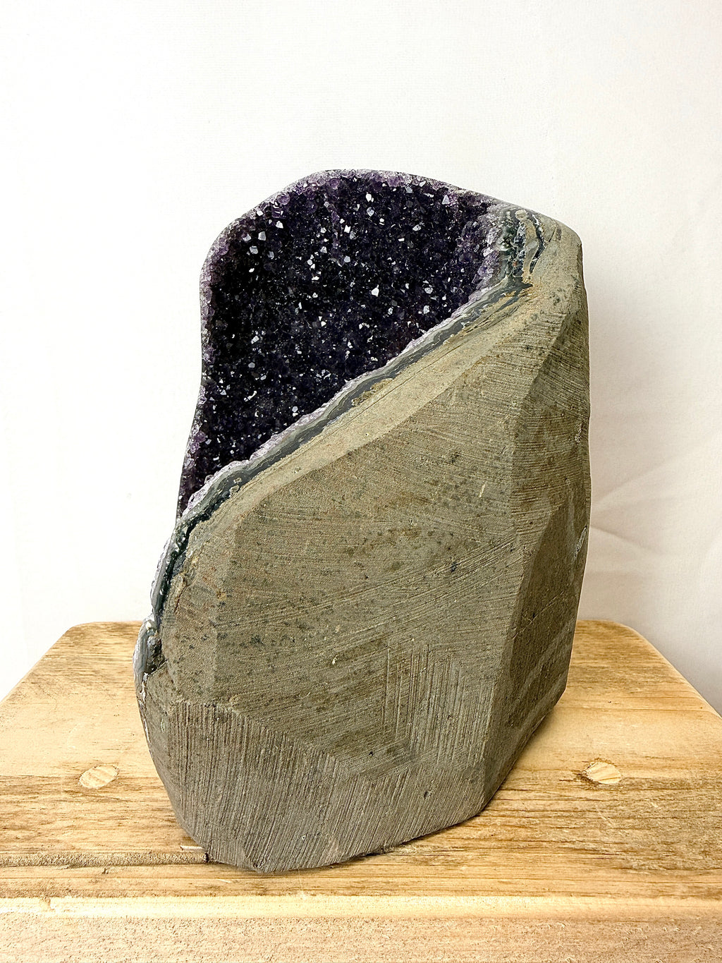 Uruguayan Polished Edge Amethyst Cut Base (#2)