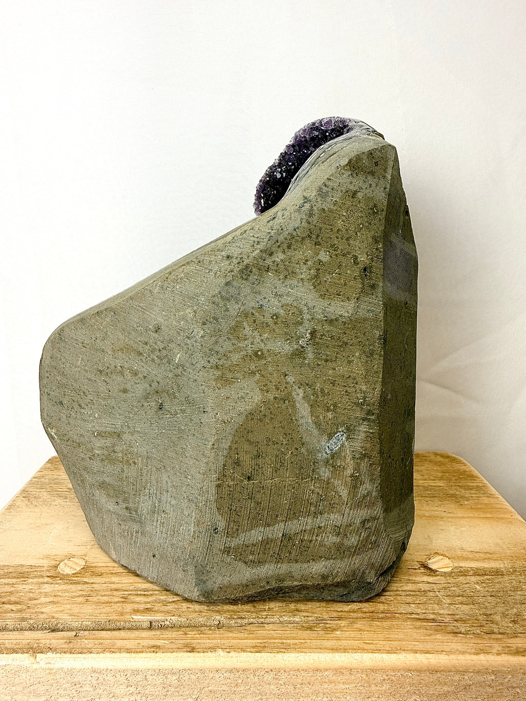 Uruguayan Polished Edge Amethyst Cut Base (#2)