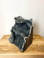 Raw Edge Grey Druzy Amethyst Cut Base