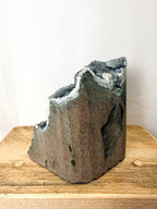 Raw Edge Grey Druzy Amethyst Cut Base