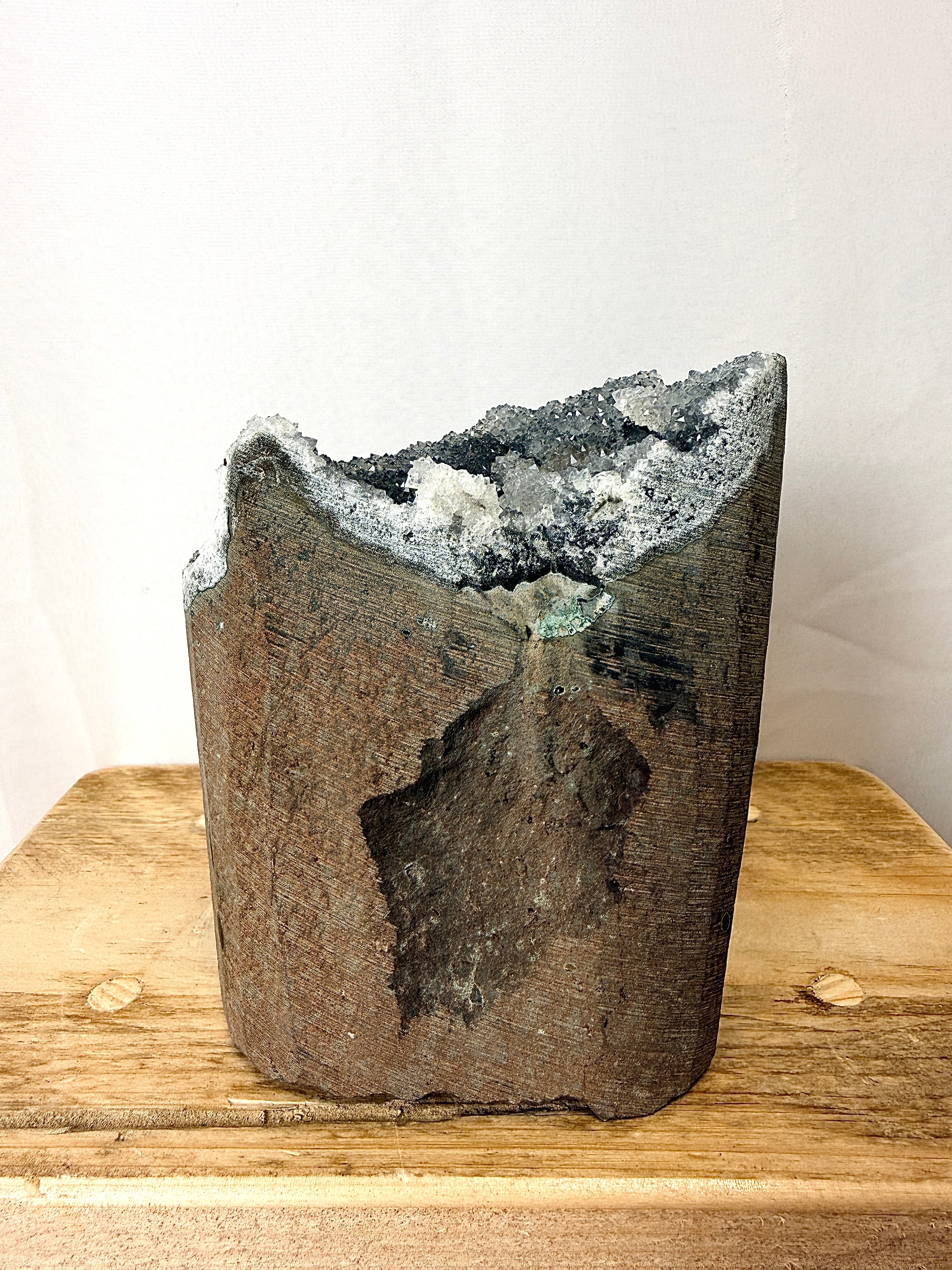 Raw Edge Grey Druzy Amethyst Cut Base