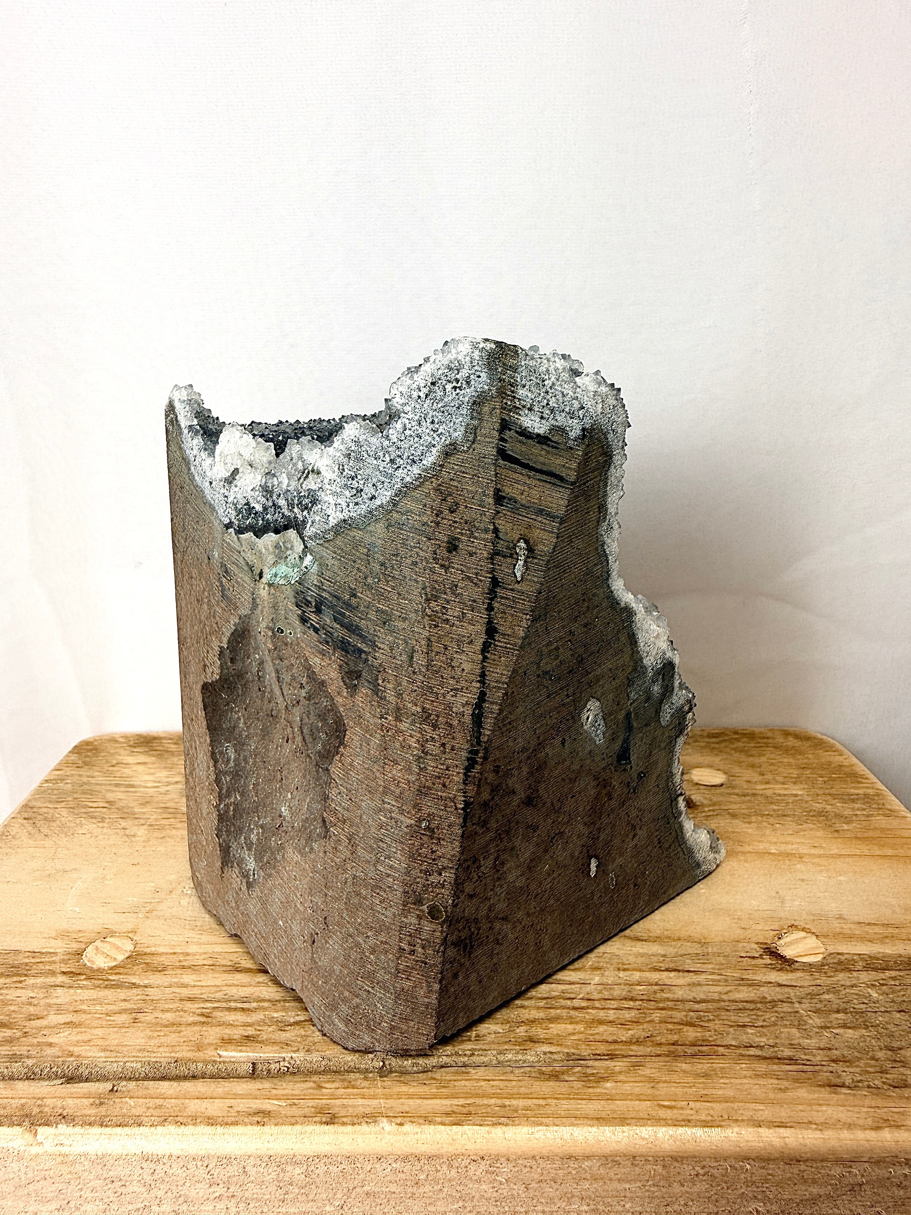 Raw Edge Grey Druzy Amethyst Cut Base