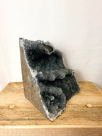 Raw Edge Grey Druzy Amethyst Cut Base