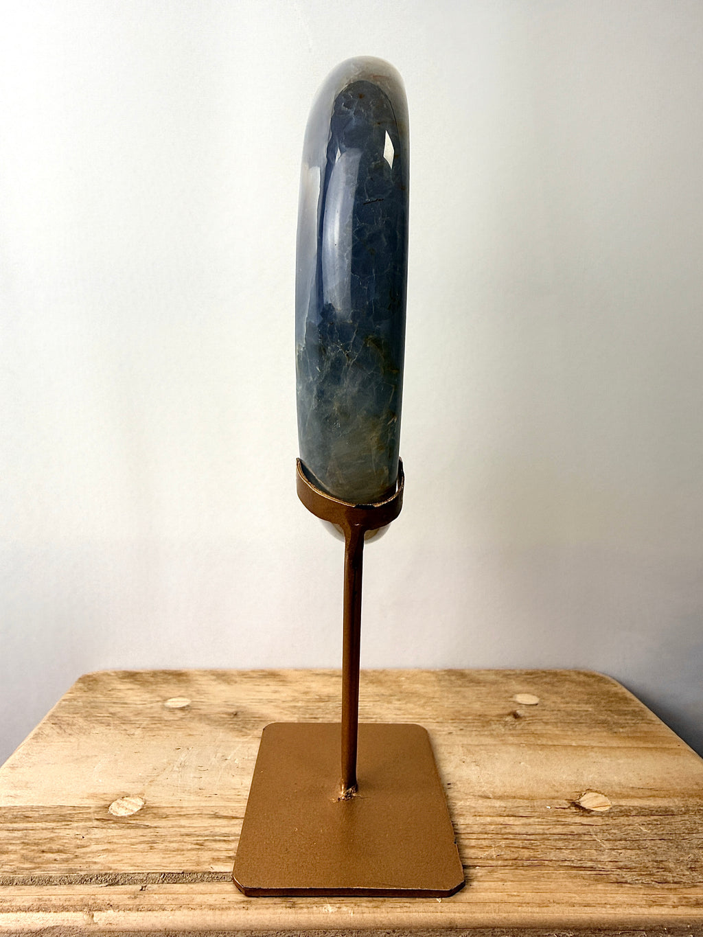 Grey Agate Moon On Gold Coloured Stand