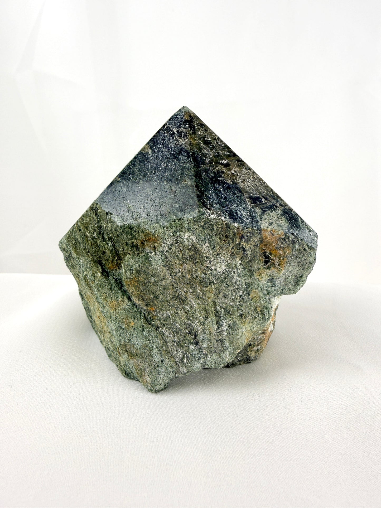 Diopside Cut Base - Brazil - 0.49kg (#1)