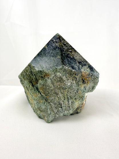 Diopside Cut Base - Brazil - 0.49kg (#1)