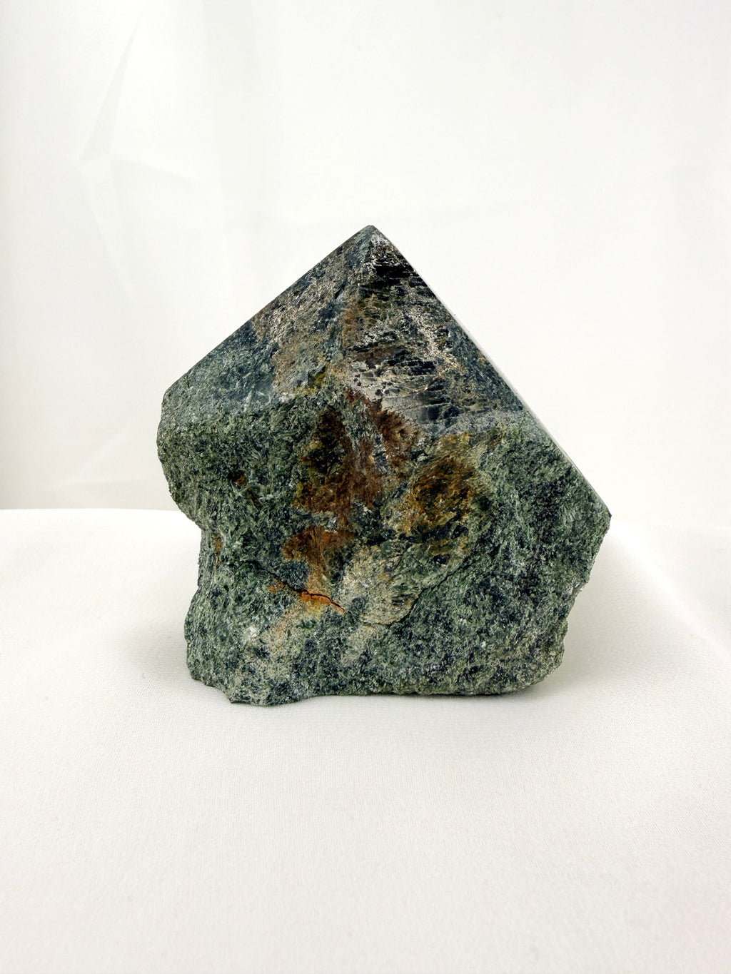 Diopside Cut Base (#1)