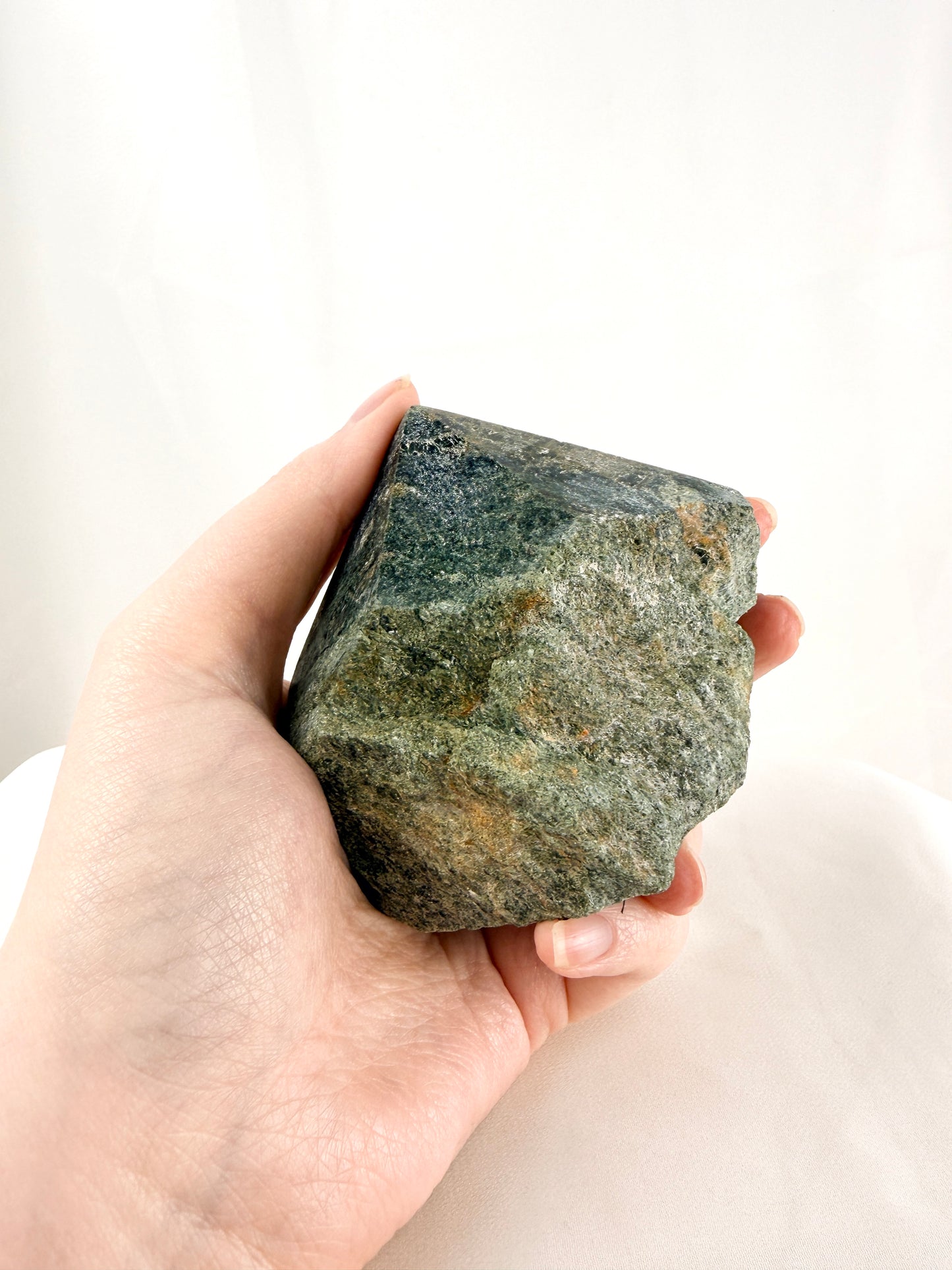 Diopside Cut Base - Brazil - 0.49kg (#1)