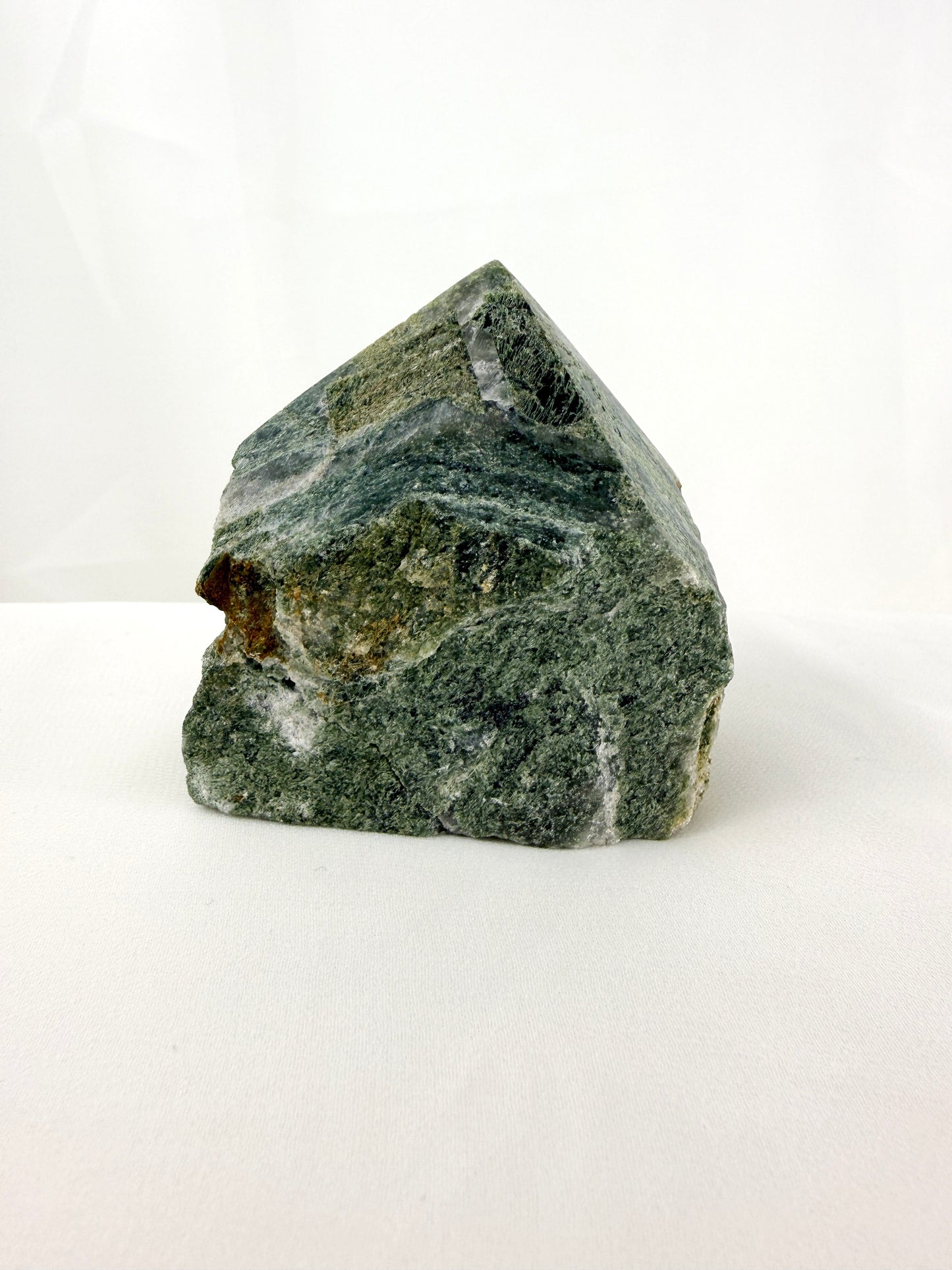 Diopside Cut Base - Brazil - 0.39kg (#3)